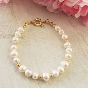 Cultured freshwater pearls bracelet,  NEW